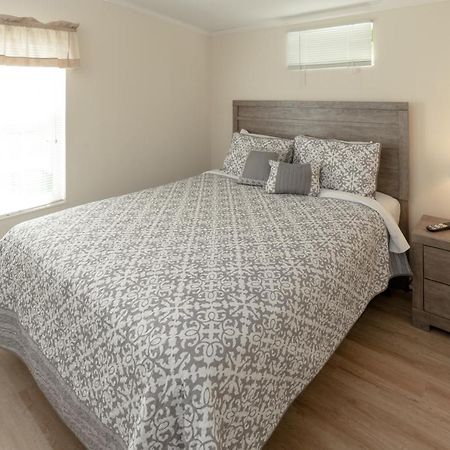 Groves Rv Resort Harlem Heights Eksteriør bilde